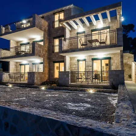 Apartment Corallium Blue Pomena