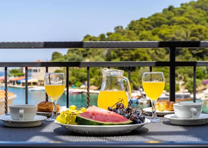 아파트 Corallium Blue *