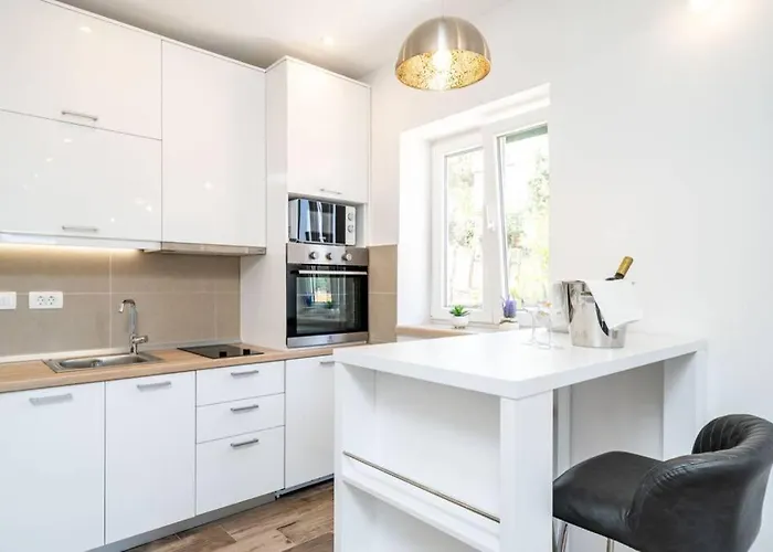 아파트 Corallium Blue 포메나