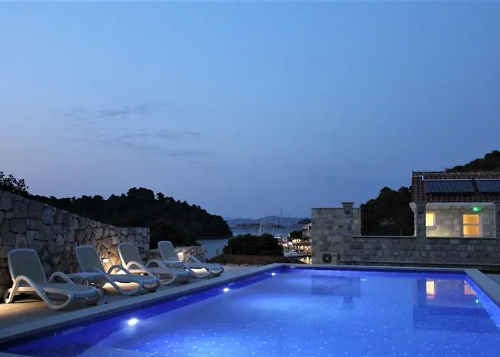 아파트 Corallium Blue 포메나